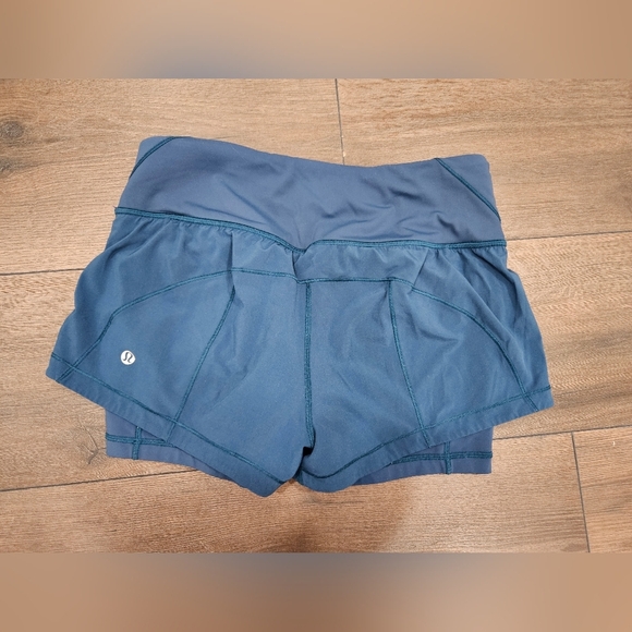 Lululemon Break Free Blue Double Layer Shorts - SIZE 4 - Picture 8 of 11